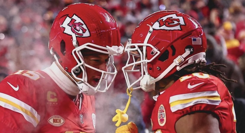 Los Chiefs Congelan A Los Dolphins Y Avanzan De Ronda